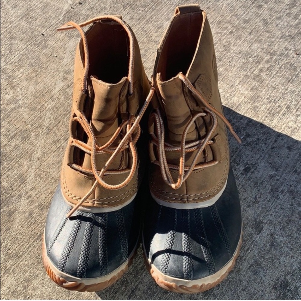 Sorel out n about booties